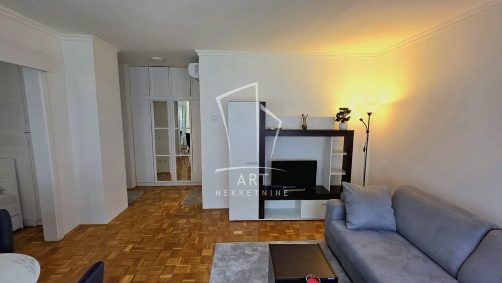 Slika 5 - Kralja Milutina, Jednoiposoban stan za izdavanje, 43m2, 800€