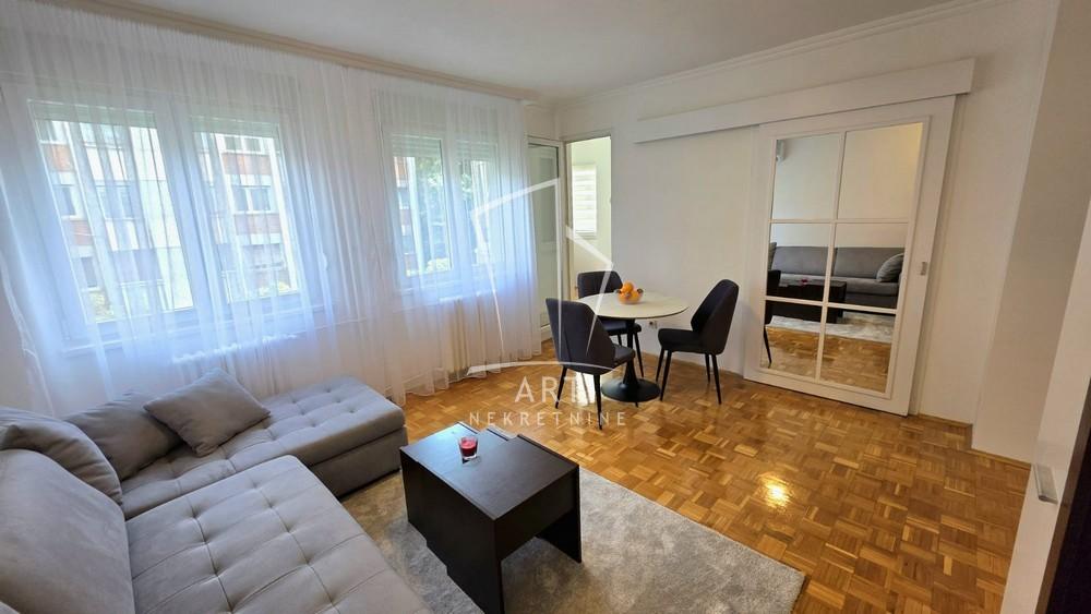 Slika 2 - Kralja Milutina, Jednoiposoban stan za izdavanje, 43m2, 800€