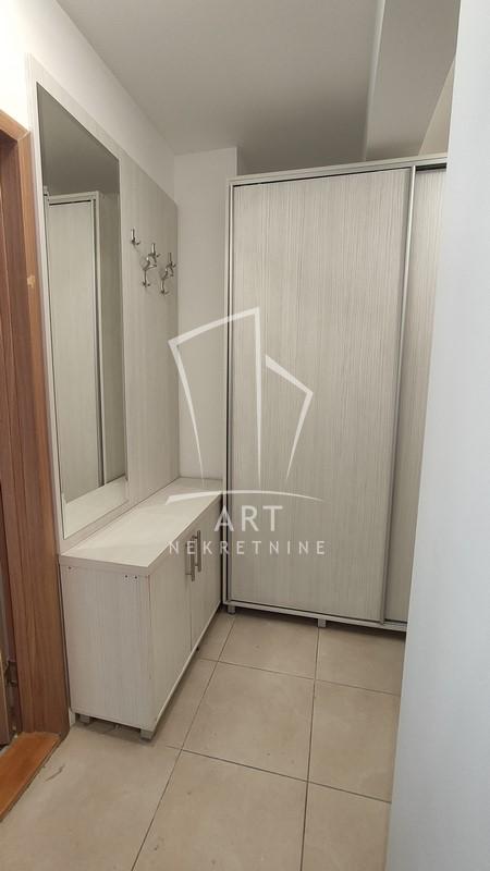 Slika 5 - Tikveška, Jednoiposoban stan za izdavanje, 43m2, 700€