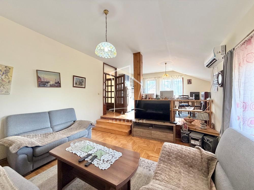 Slika 9 - Janka Jankovića,  Kuća na prodaju, 174m2, 260.000€
