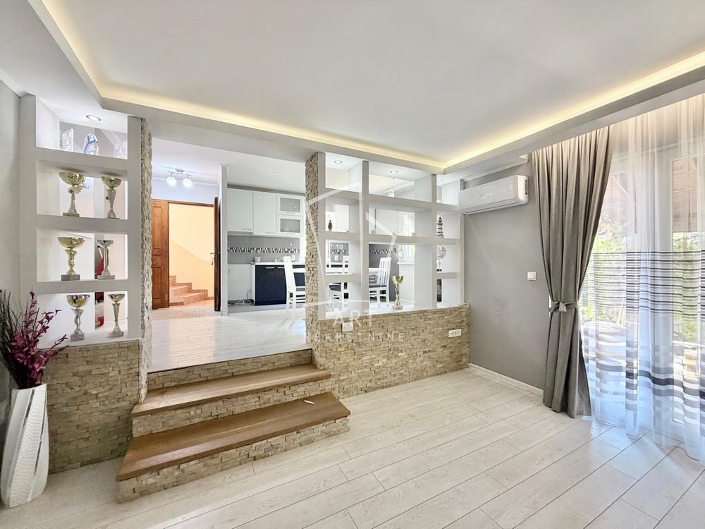 Slika 1 - Janka Jankovića,  Kuća na prodaju, 174m2, 260.000€