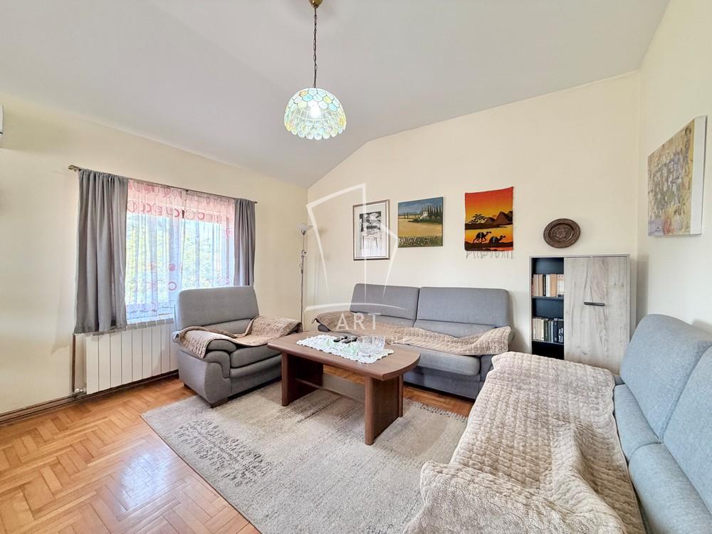 Slika 8 - Janka Jankovića,  Kuća na prodaju, 174m2, 260.000€