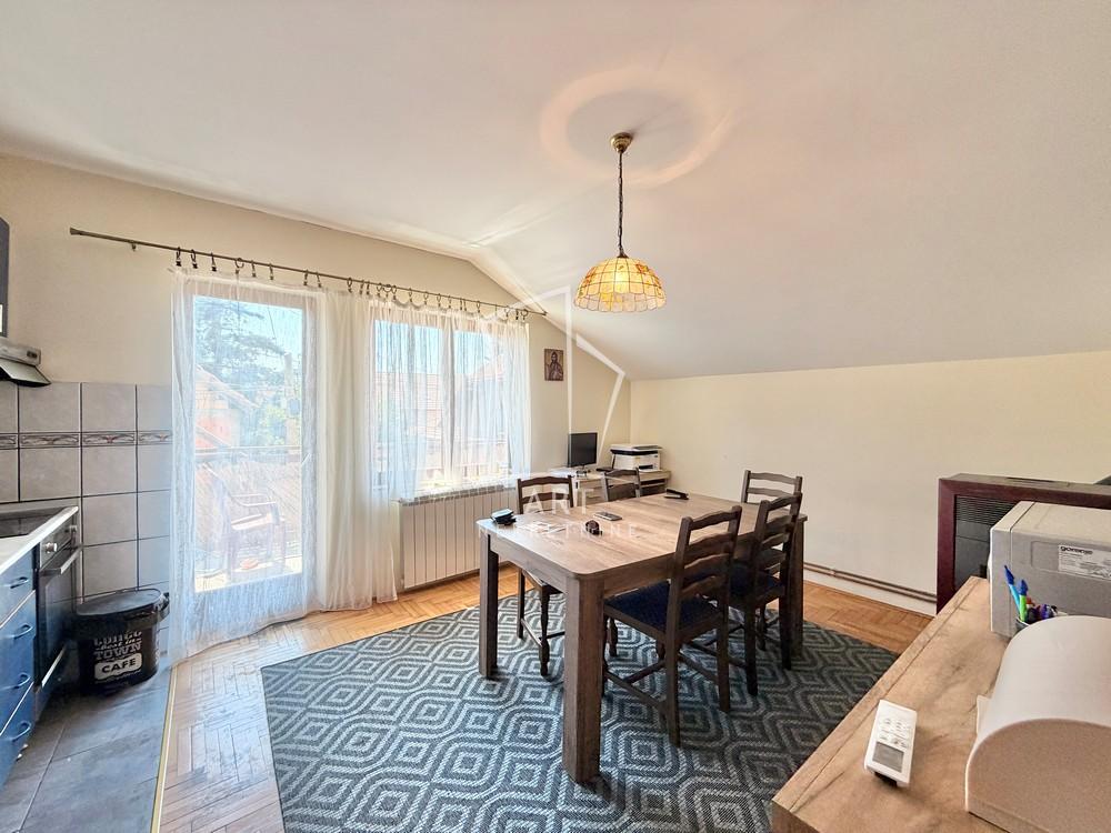Slika 10 - Janka Jankovića,  Kuća na prodaju, 174m2, 260.000€