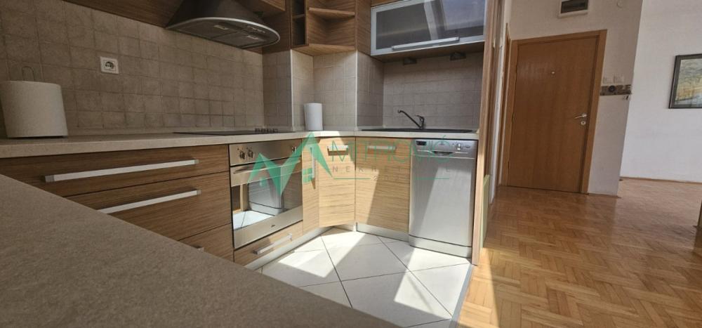 Slika 2 - Trosoban stan na prodaju, 39m2, 154.500€