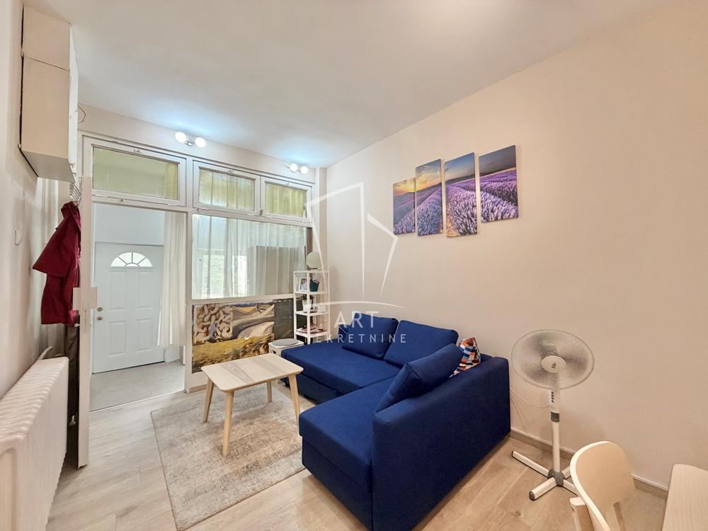 Slika 1 - Luke Vojvodića, Jednosoban stan za izdavanje, 20m2, 350€