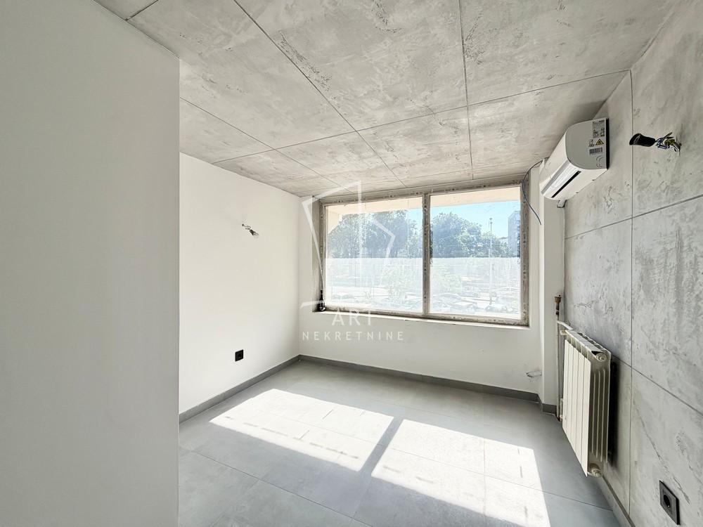 Slika 2 - Vitanovačka,  Lokal na prodaju, 34m2, 160.590€
