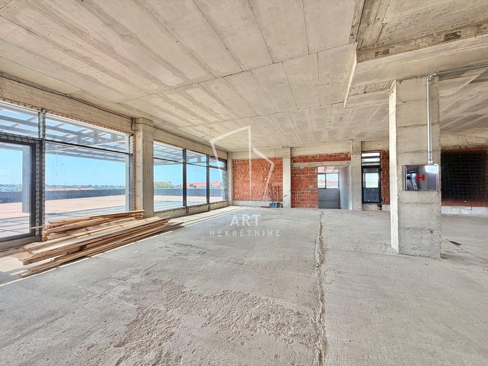 Slika 2 - Smederevski put,  Lokal za izdavanje, 940m2, 7.800€
