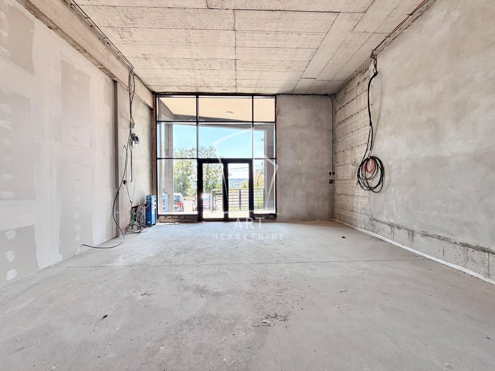 Slika 2 - Smederevski put,  Lokal za izdavanje, 150m2, 1.800€