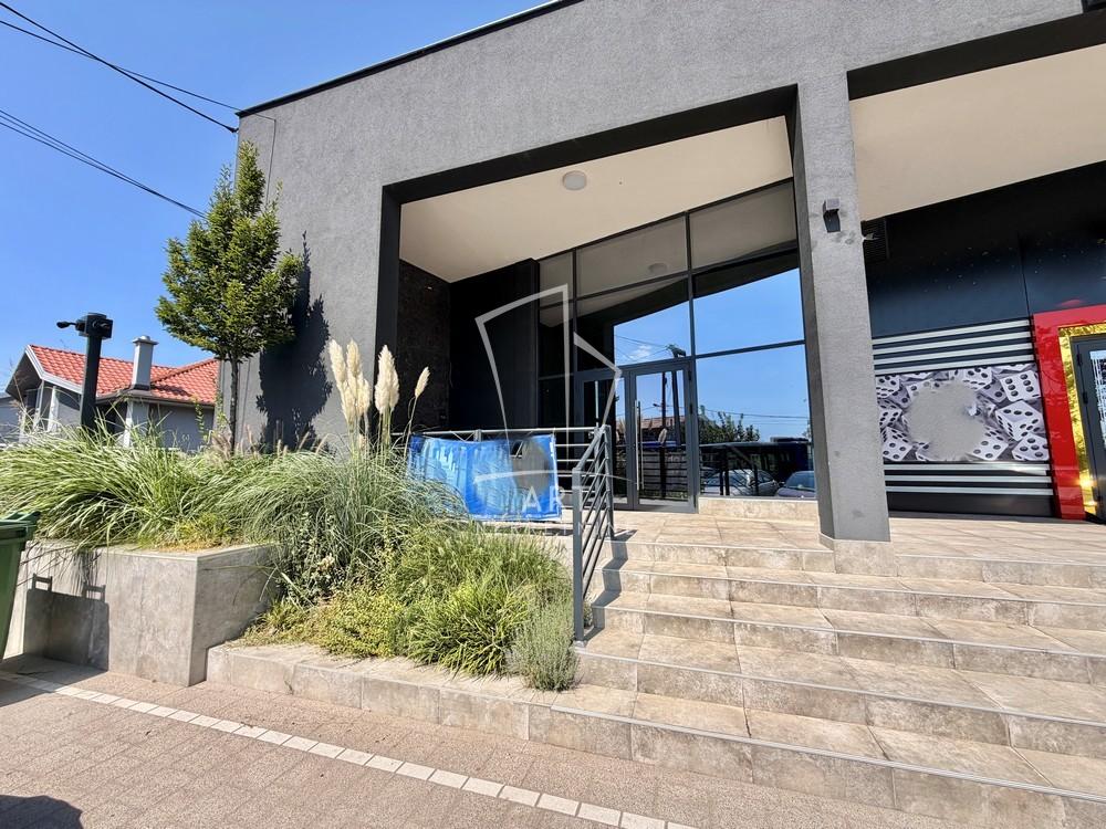 Slika 5 - Smederevski put,  Lokal za izdavanje, 150m2, 1.800€