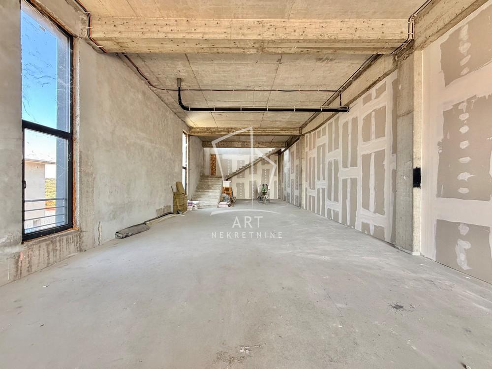 Slika 3 - Smederevski put,  Lokal za izdavanje, 150m2, 1.800€