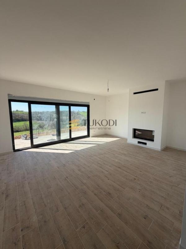 Slika 3 -  Plac na prodaju, Sopot, Rogača, 350.000€