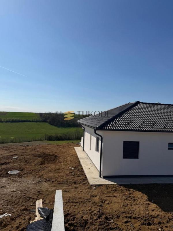 Slika 2 -  Plac na prodaju, Sopot, Rogača, 350.000€