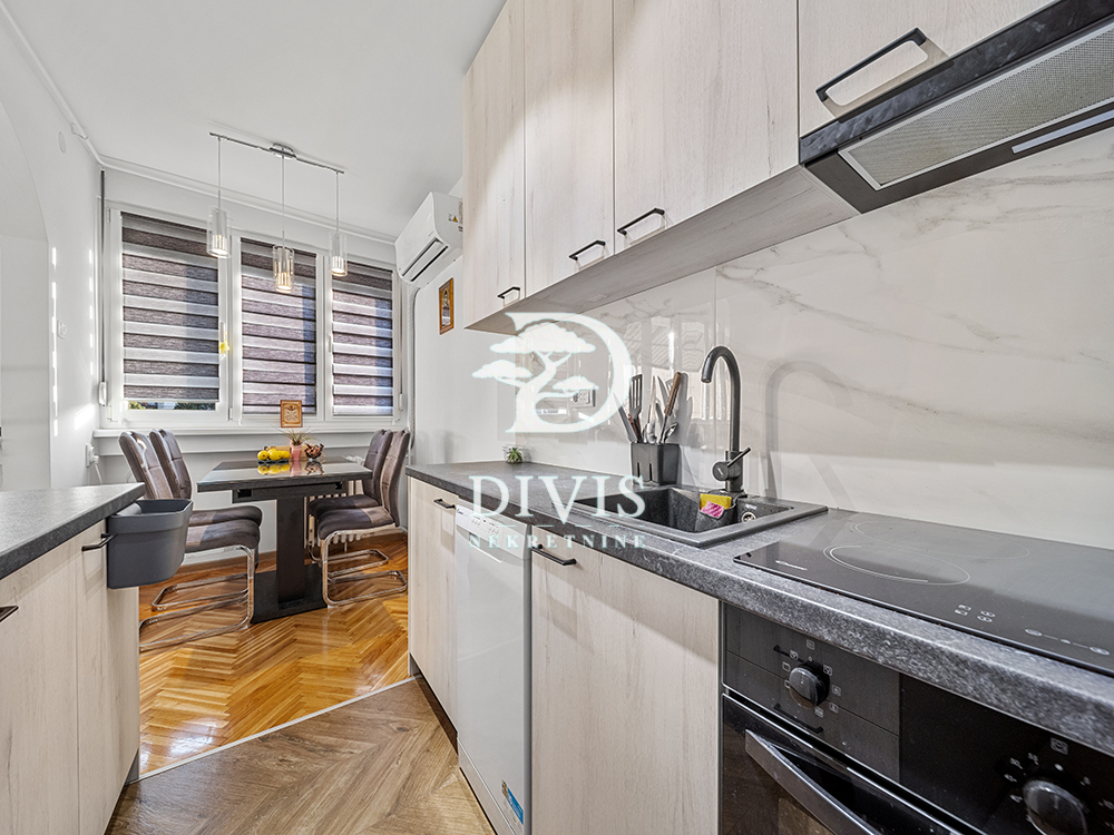 Slika 8 - Radovana Simića Cige, Trosoban stan na prodaju, 68m2, 215.000€