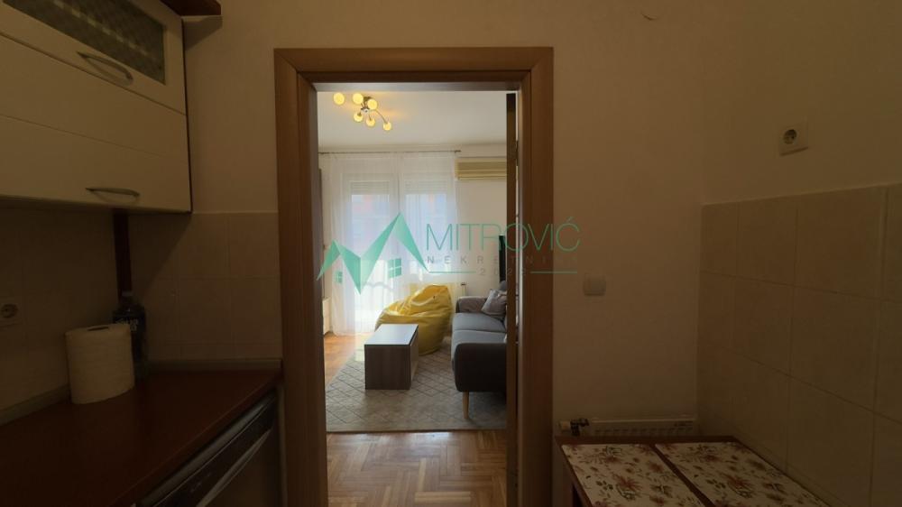 Slika 2 - Jednoiposoban stan za izdavanje, 37m2, 400€