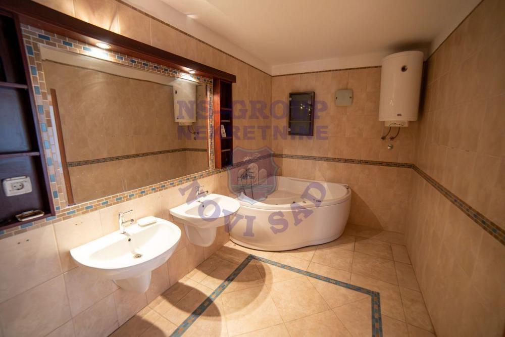Slika 10 - Petosoban stan na prodaju, 154m2, 257.500€