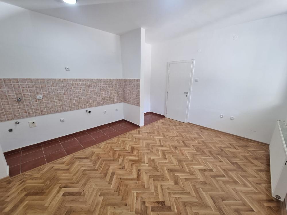 Slika 3 - Jednoiposoban stan na prodaju, 29m2, 110.000€