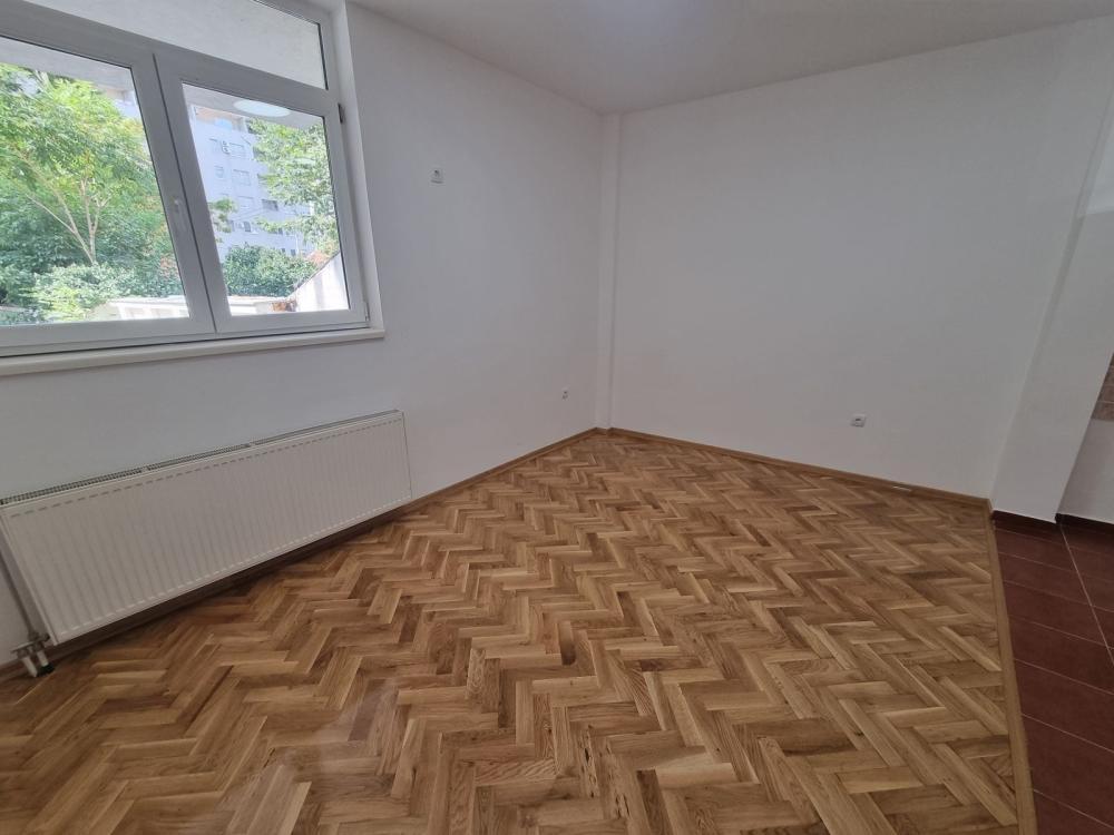 Glavna slika -Jednoiposoban stan na prodaju, 29m2, 110.000€