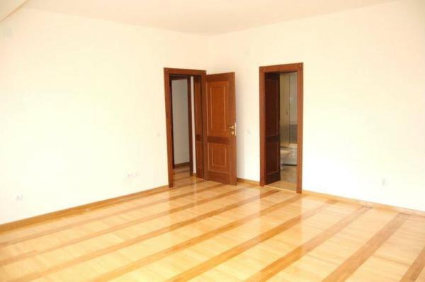 Slika 1 - Jevrema Grujića, Petosoban stan za izdavanje, 300m2, 2.500€