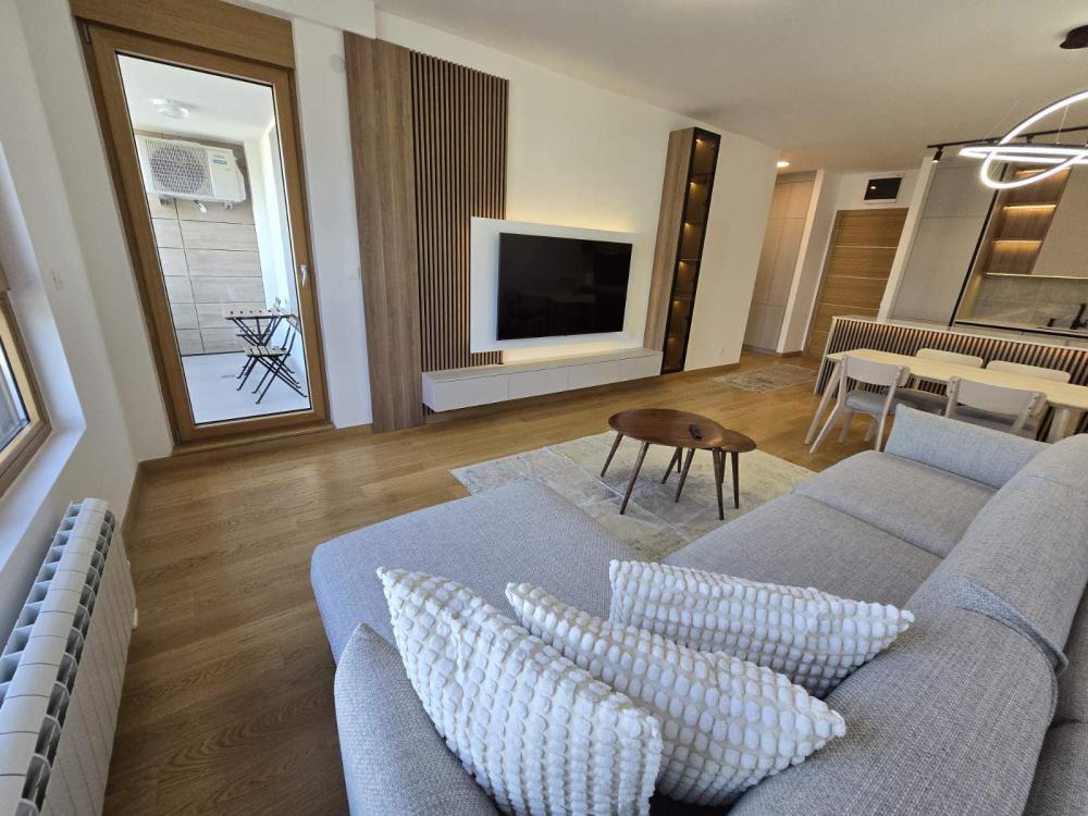 Slika 2 - Tadije Sondermajera, Dvosoban stan za izdavanje, 58m2, 1.200€