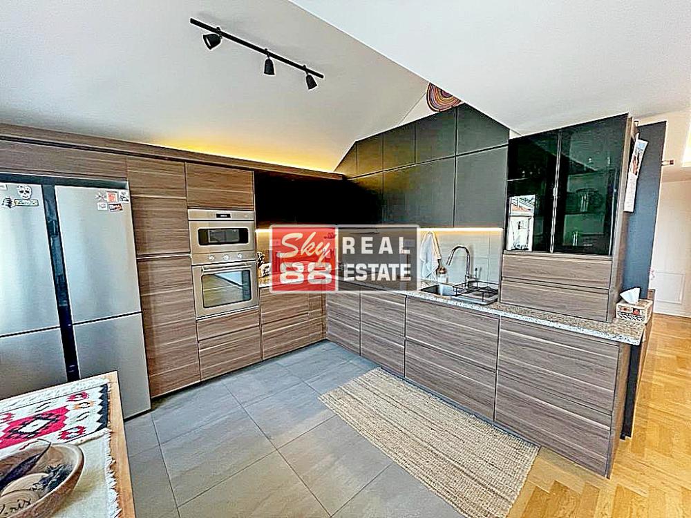 Slika 4 - Petosoban stan za izdavanje, 180m2, 2.500€