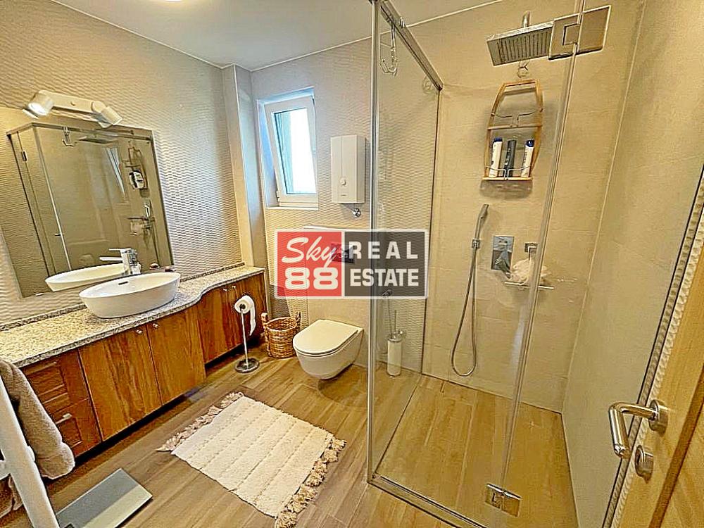 Slika 10 - Petosoban stan za izdavanje, 180m2, 2.500€