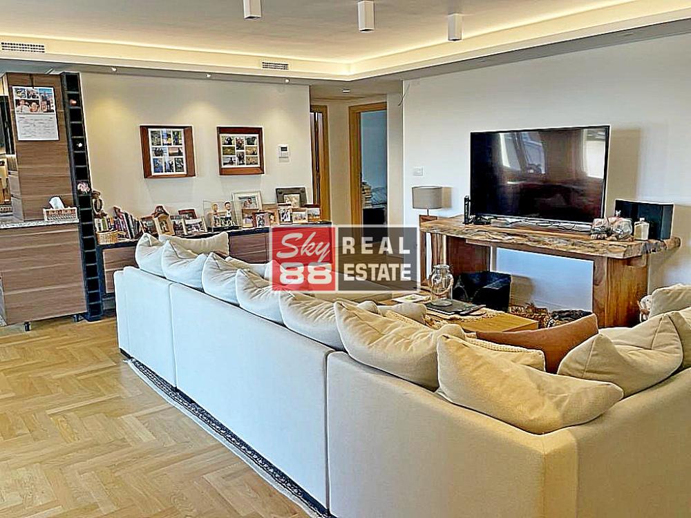 Slika 1 - Petosoban stan za izdavanje, 180m2, 2.500€