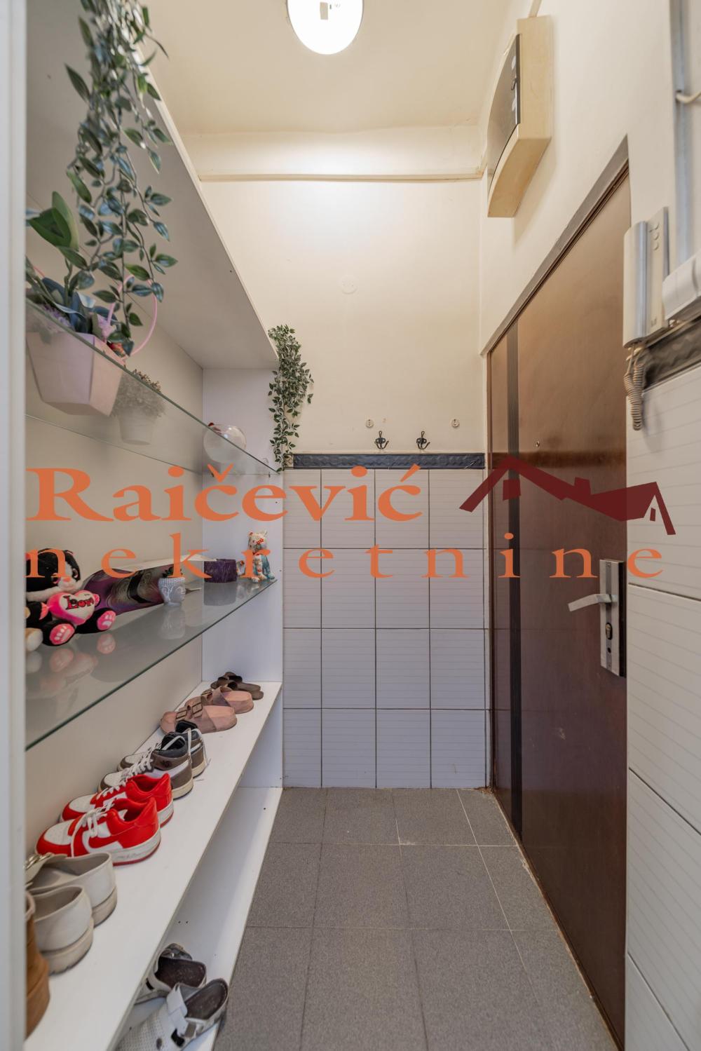 Slika 8 - Bulevar kralja Aleksandra, Jednoiposoban stan na prodaju, 38m2, 100.000€