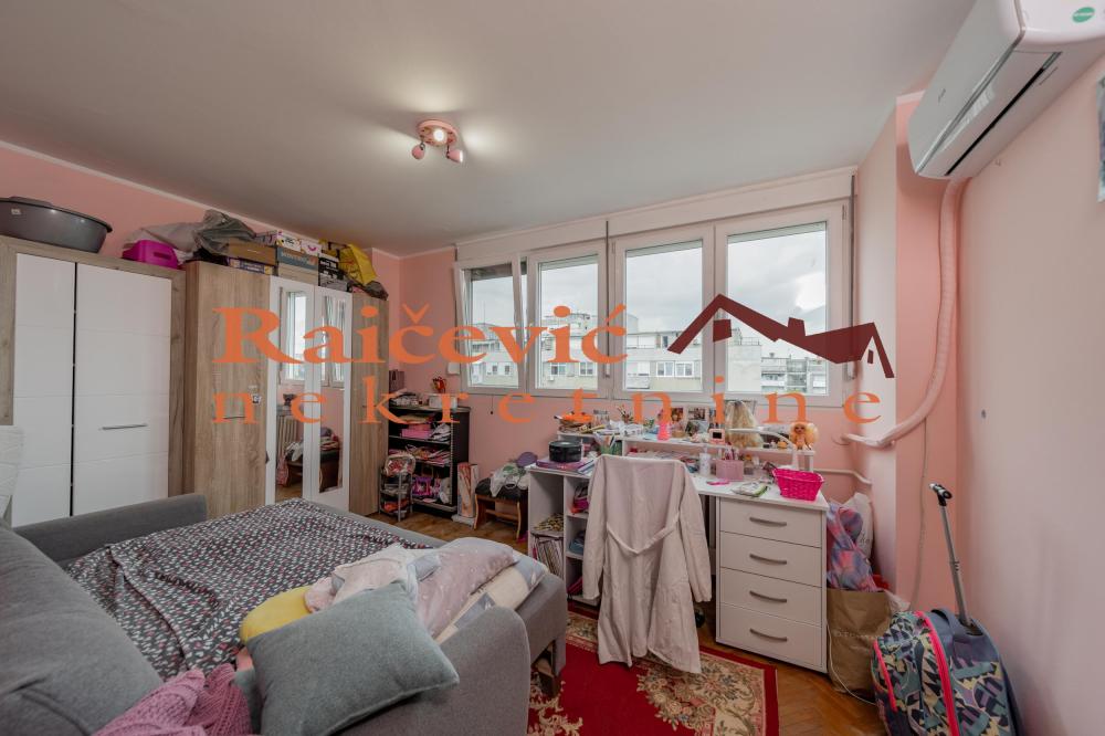 Slika 11 - Bulevar Zorana Djindjica, Trosoban stan na prodaju, 67m2, 229.000€
