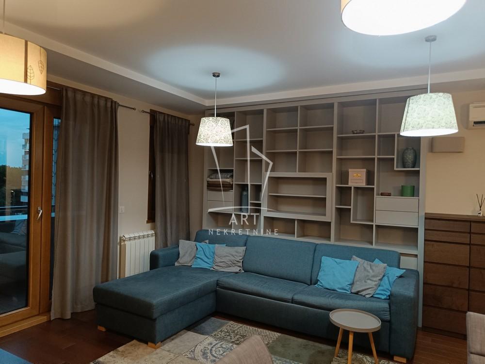 Slika 3 - Uroša Martinovića, Trosoban stan za izdavanje, 86m2, 1.300€