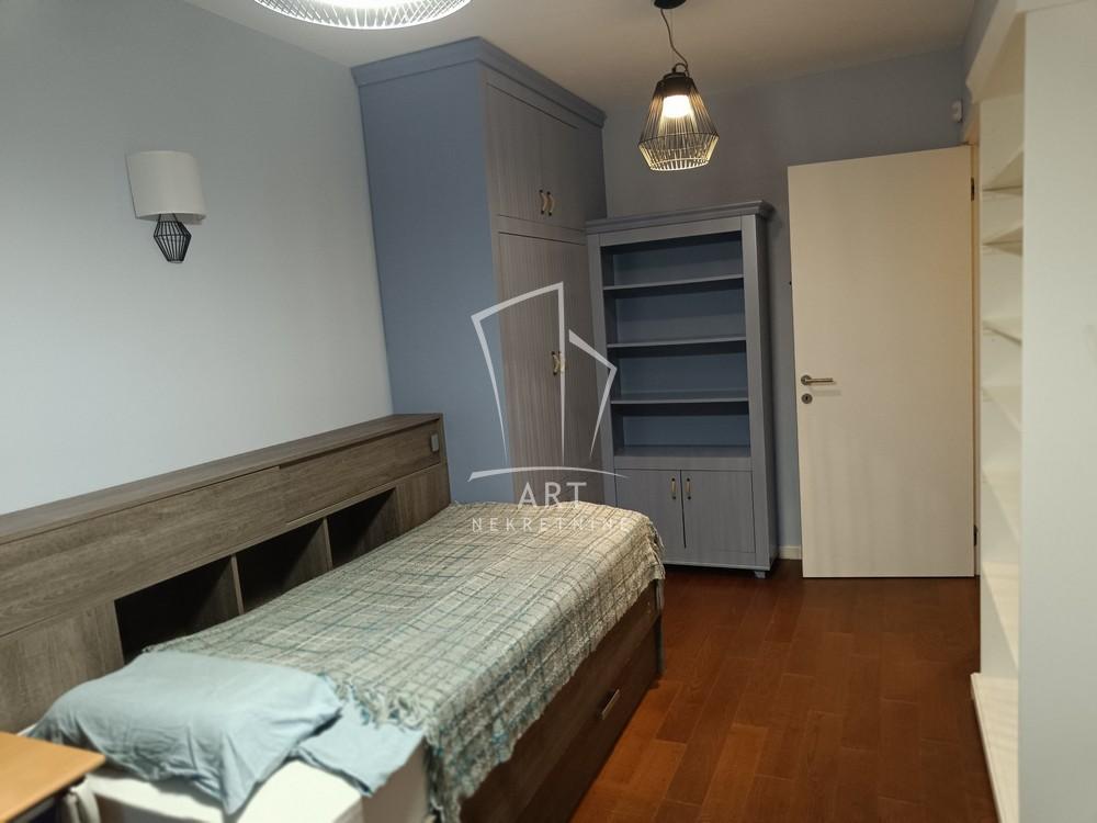 Slika 5 - Uroša Martinovića, Trosoban stan za izdavanje, 86m2, 1.300€