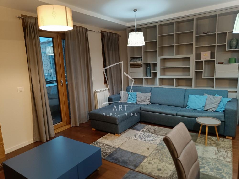 Slika 2 - Uroša Martinovića, Trosoban stan za izdavanje, 86m2, 1.300€