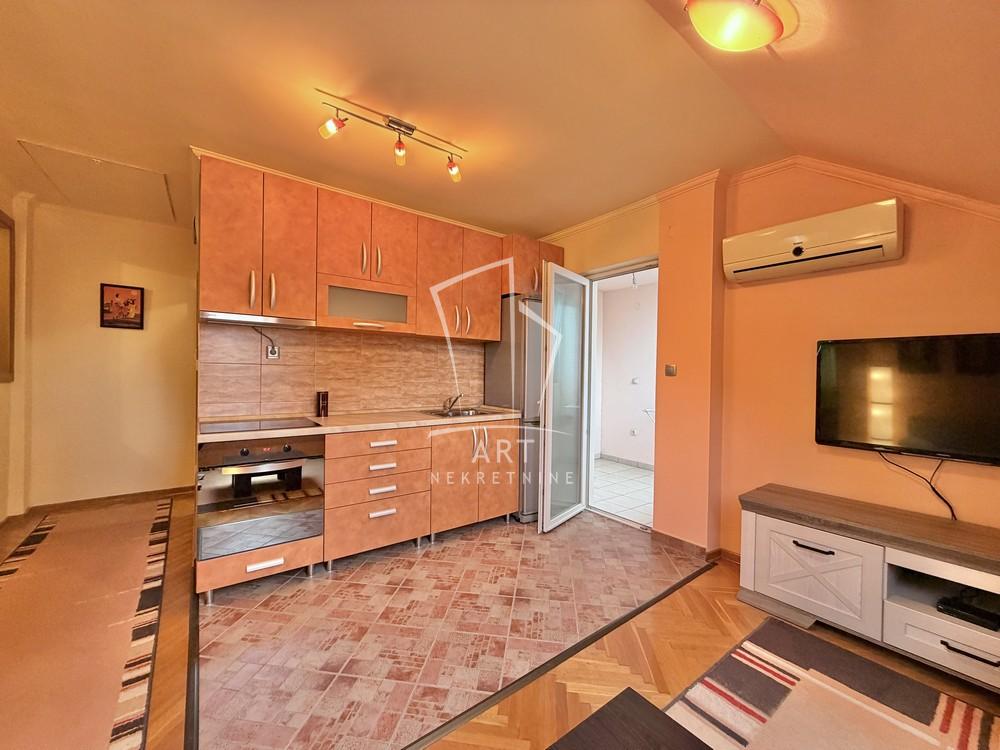 Slika 10 - Vidikovački venac, Četvorosoban stan na prodaju, 108m2, 216.000€