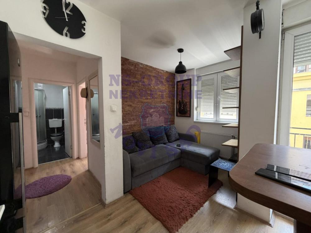 Glavna slika -Jednoiposoban stan na prodaju, 33m2, 123.600€