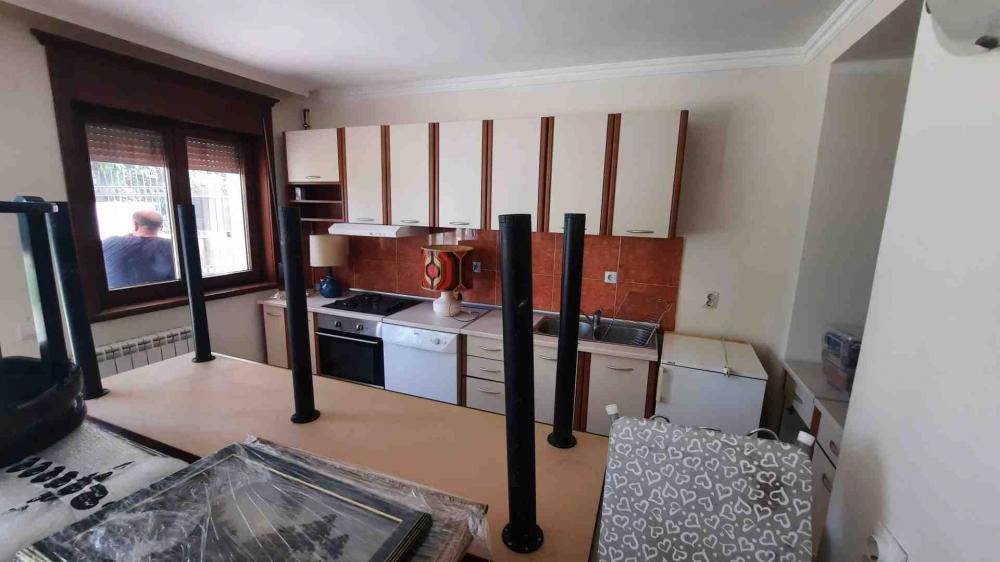 Slika 4 - Jevrema Grujića, Četvorosoban stan za izdavanje, 106m2, 1.100€