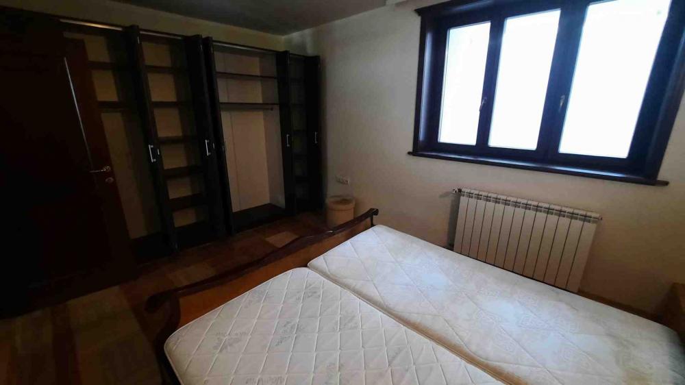 Slika 2 - Jevrema Grujića, Četvorosoban stan za izdavanje, 106m2, 1.100€