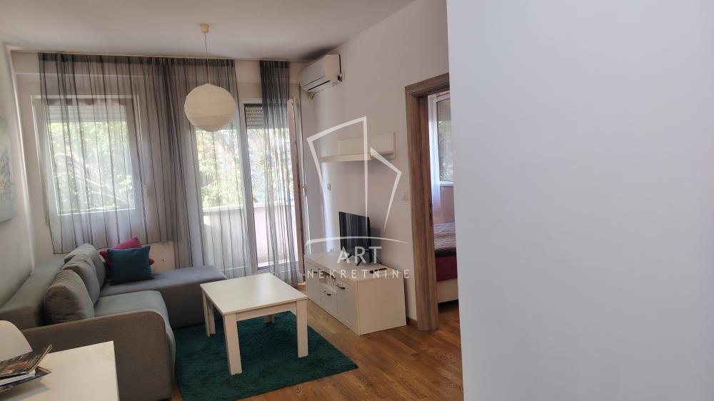 Slika 2 - Pašmanska, Dvosoban stan za izdavanje, 35m2, 600€