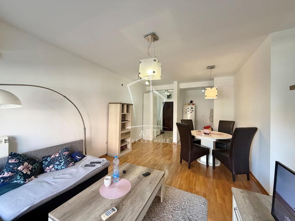 Slika 3 - Vitezova Karađorđeve Zvezde, Dvosoban stan na prodaju, 45m2, 130.000€