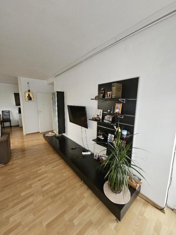 Slika 2 - Jurija Gagarina, Trosoban stan na prodaju, 89m2, 345.000€