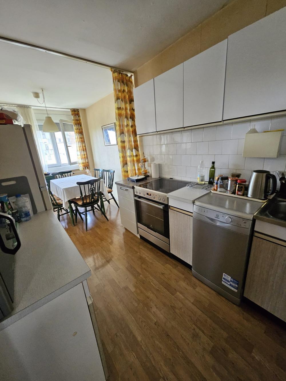 Slika 5 - Jurija Gagarina, Trosoban stan na prodaju, 87m2, 299.000€