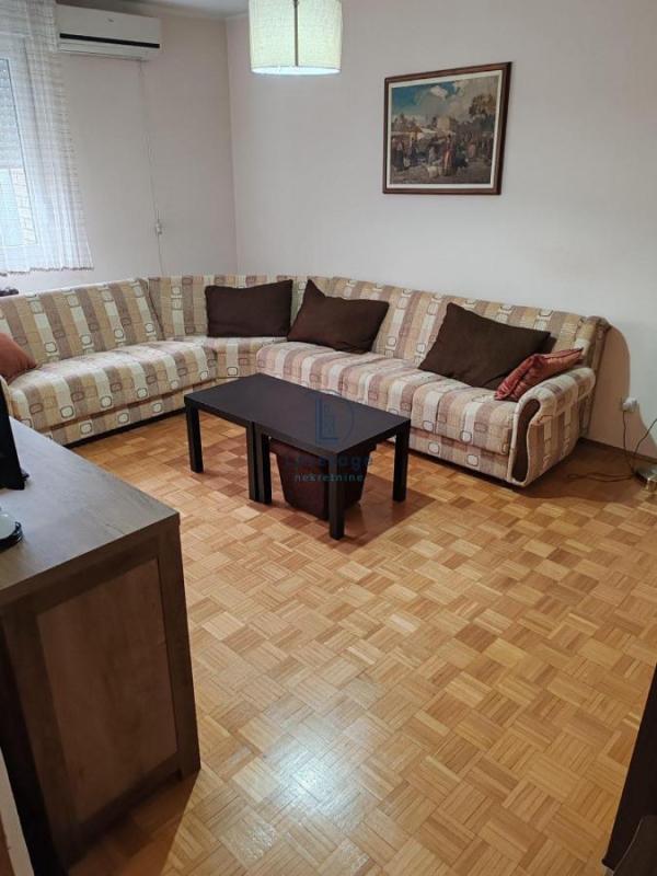 Slika 1 - Milana Jovanovića, Trosoban stan za izdavanje, 73m2, 550€