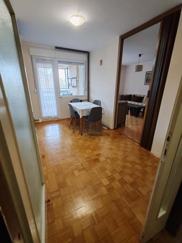 Slika 8 - Milana Jovanovića, Trosoban stan za izdavanje, 73m2, 550€