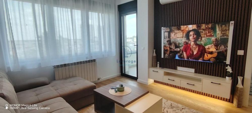 Slika 2 - Radnička, Dvosoban stan za izdavanje, 40m2, 700€