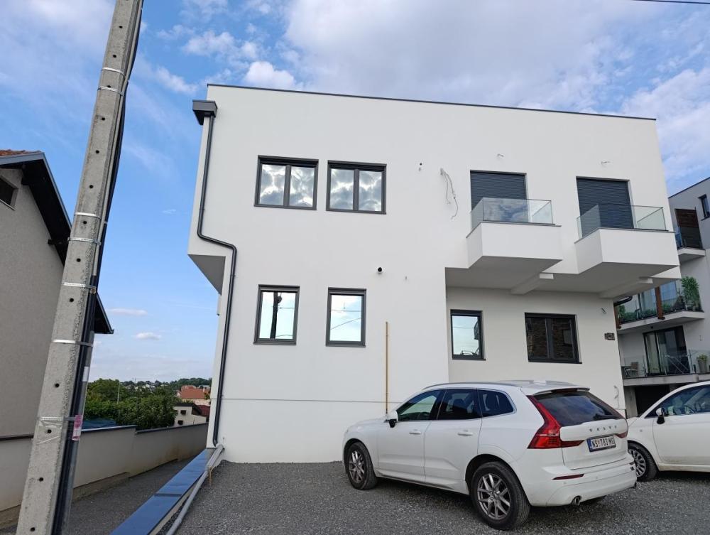 Glavna slika -Četvoroiposoban stan na prodaju, 140m2, 360.000€