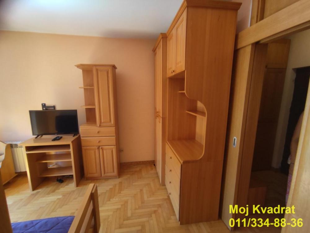 Slika 4 - Jednoiposoban stan na prodaju, 33m2, 175.000€
