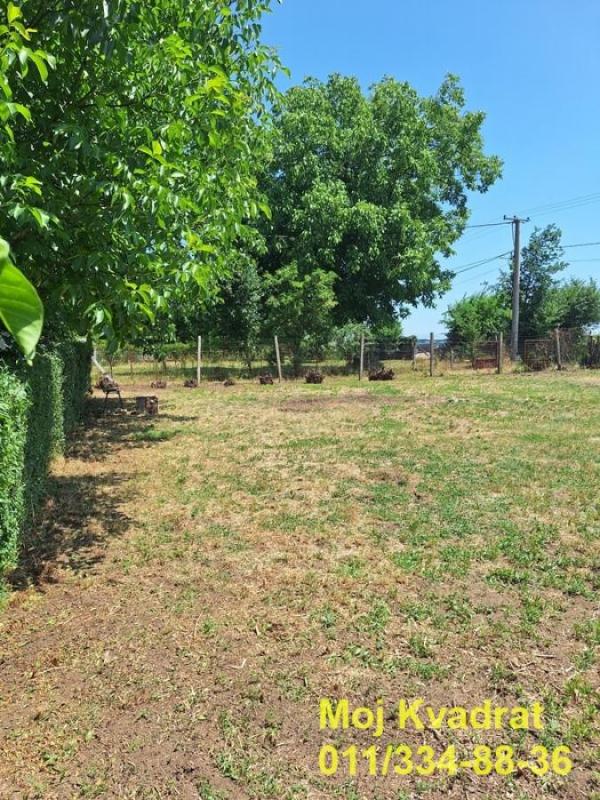 Slika 1 -  Plac na prodaju, Surčin, Radiofar, 79.900€