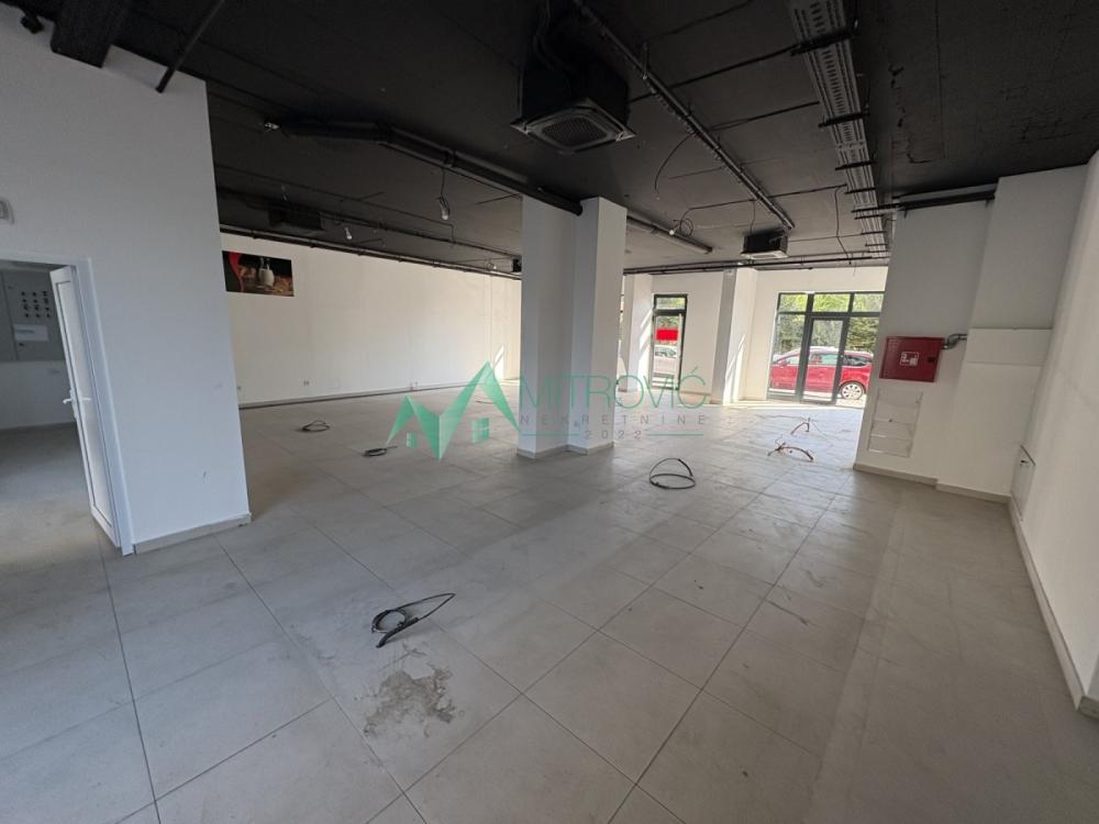 Slika 1 -  Lokal za izdavanje, 131m2, 1.700€