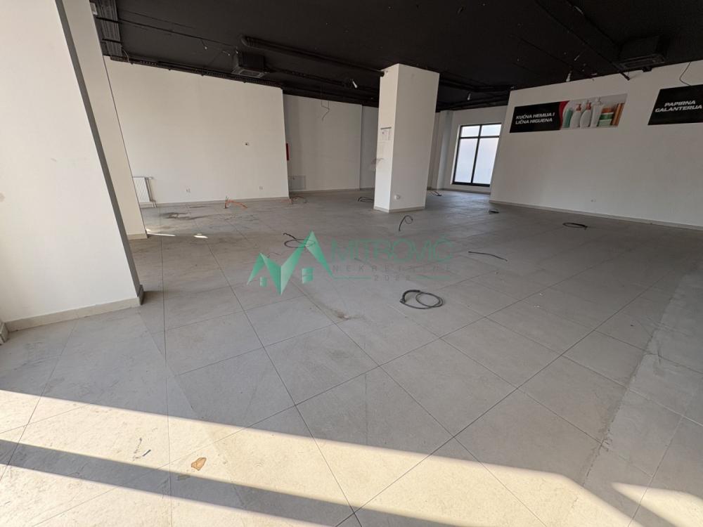 Slika 3 -  Lokal za izdavanje, 131m2, 1.700€