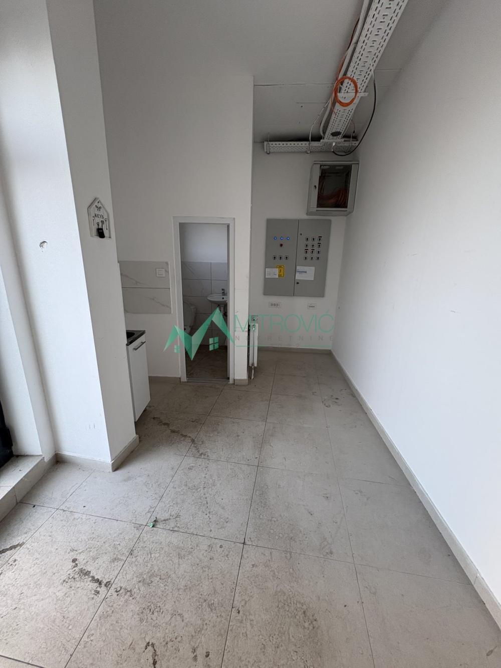 Slika 4 -  Lokal za izdavanje, 131m2, 1.700€