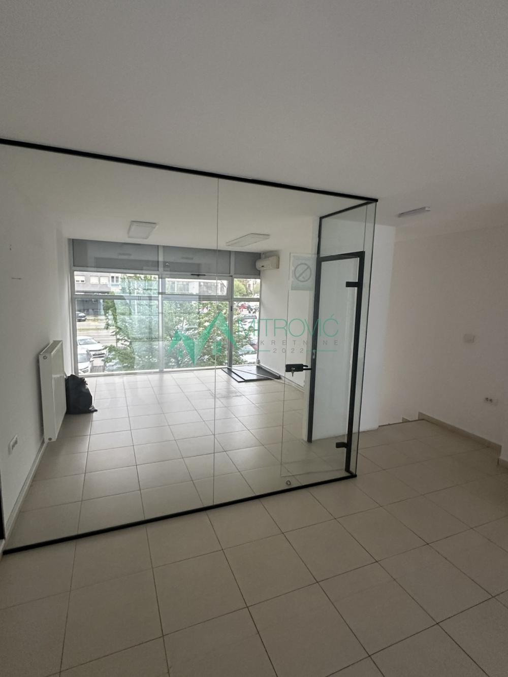 Slika 1 -  Lokal za izdavanje, 95m2, 1.100€