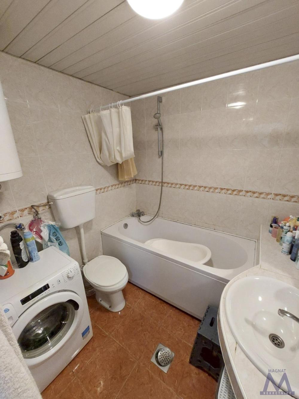 Slika 8 - Četvorosoban stan na prodaju, 79m2, 0€